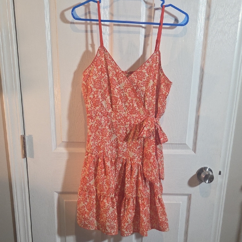 Band of The Free Dress Multi Tiered Floral Faux Wrap Babydoll Mini - Picture 3 of 7